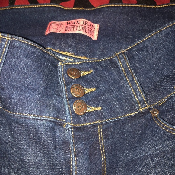 High Rise Blue Jeans - Picture 3 of 3